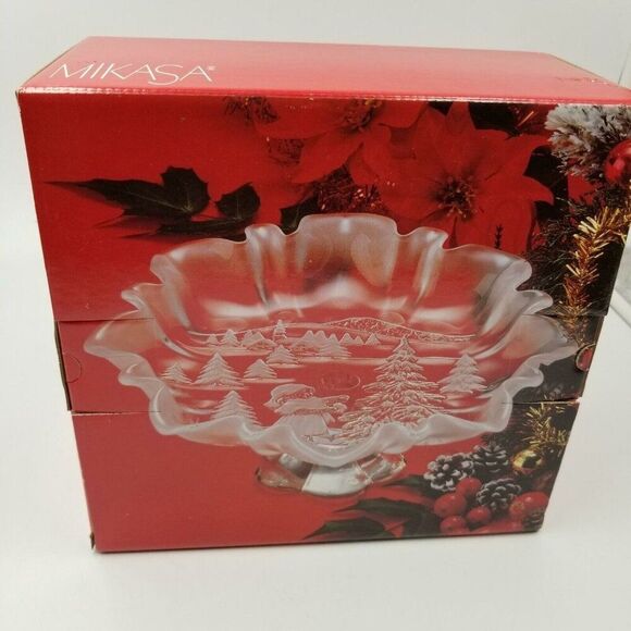 Vintage Mikasa Footed Bon Bon Festive Plate Dish Christmas Story SA 600/527 New - Picture 1 of 11